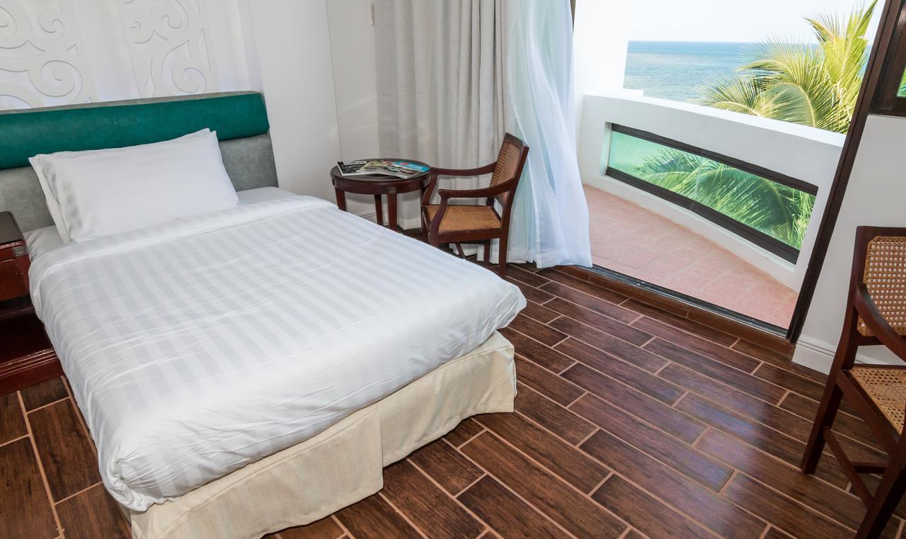 Vitalis White Sands Hotel Santiago  Szoba fotó